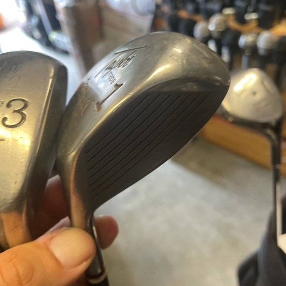 Golf clubs Taylormade Wood n1/3/5
In right Handed - Picture 5 of 8